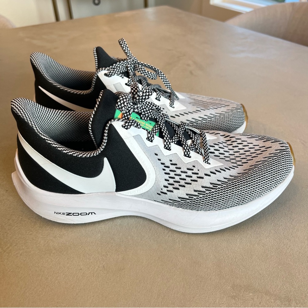 Nike Zoom Air Winflo Men's‎ Black and White Athletic Shoes Size 8.5 - Picture 2 of 9